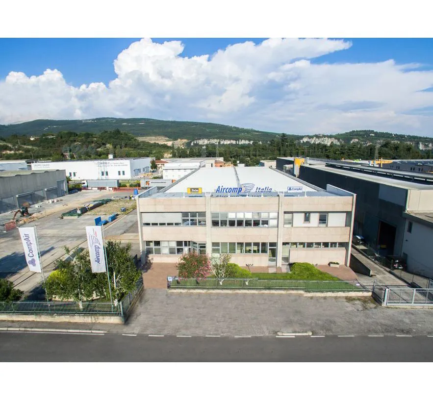 Il magazzino di Aircomp